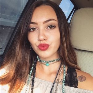 Meet your Posher, Ralynn